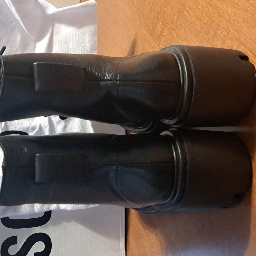 SCHUTZ Black Combat Lace-Up Boots New $242 - Picture 4 of 6